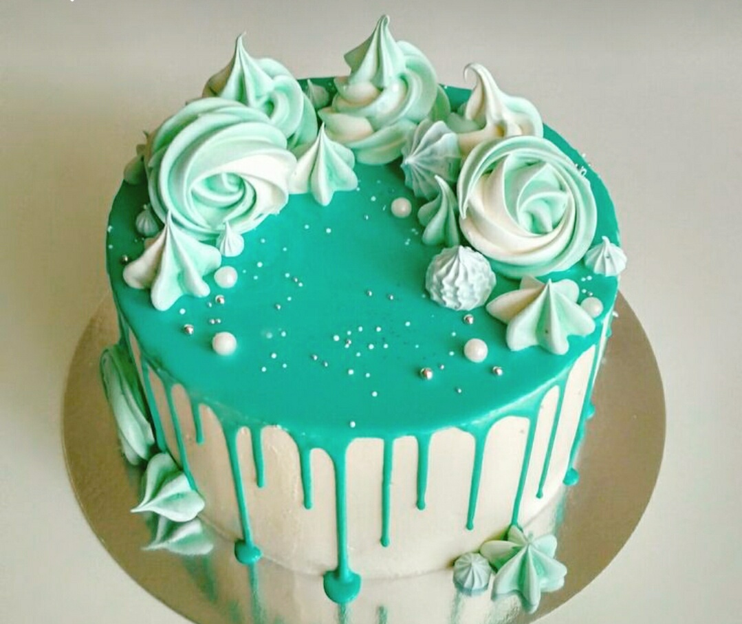 Teal Meringue deco - SATISPIE BAKERY